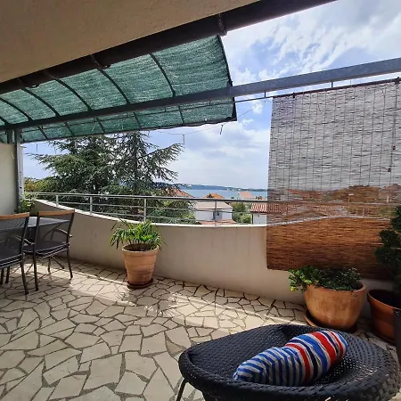 Lucija-klara 브로다리카